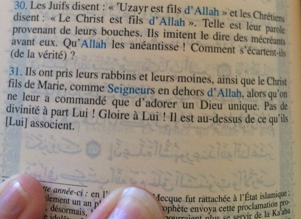 Qui parle ici ? Qui dit : "Qu'Allah les anéantisse ! (Coran 9.30)" ?